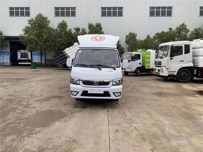 國六2.5方塵箱 0.5方水箱 藍(lán)牌東風(fēng)掃路車